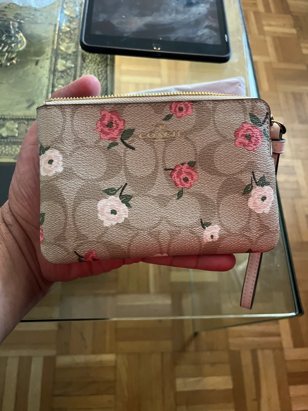 ⚽ Coach Wristlet with Floral Print -NEW - photo 4