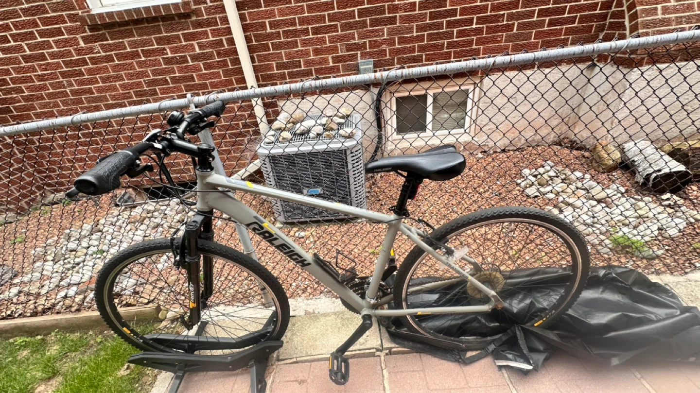 Raleigh Hybrid Bike + Helmet + Lock + Accessories