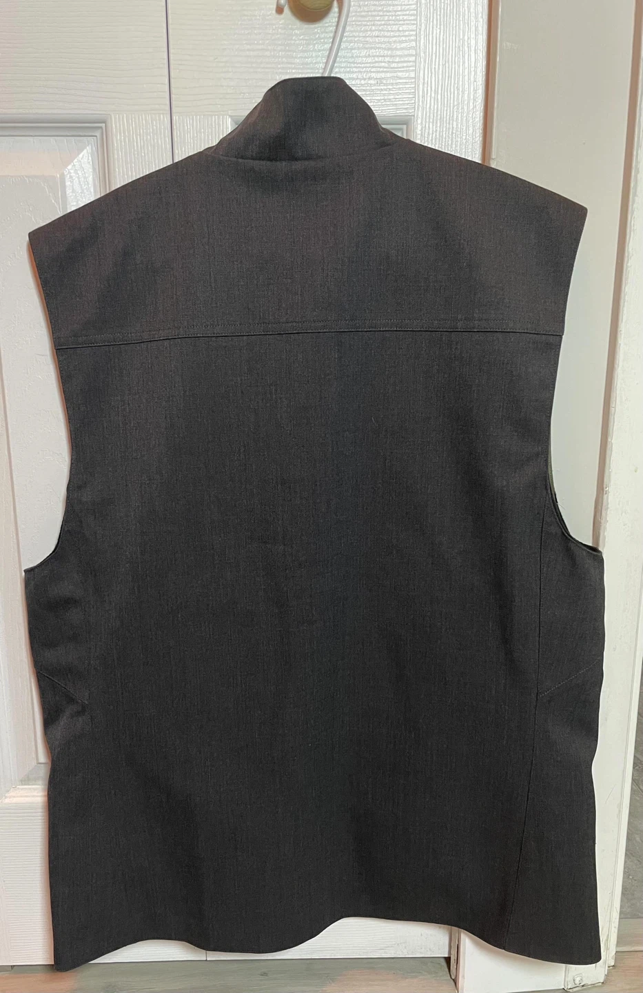 NEW w tags Tilley  Mens reversible Outdoor Utility Travel Vest⚽️ - photo 2