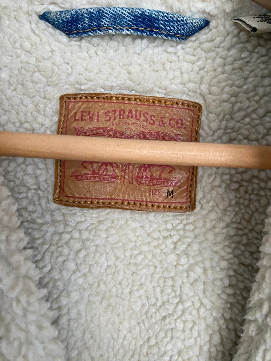 Levi's Sherpa Lined Trucket Jacket, M ⚽ - photo 3