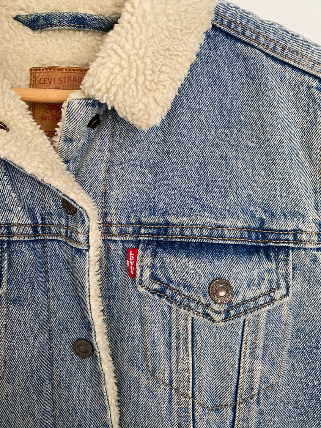 Levi's Sherpa Lined Trucket Jacket, M ⚽ - photo 2