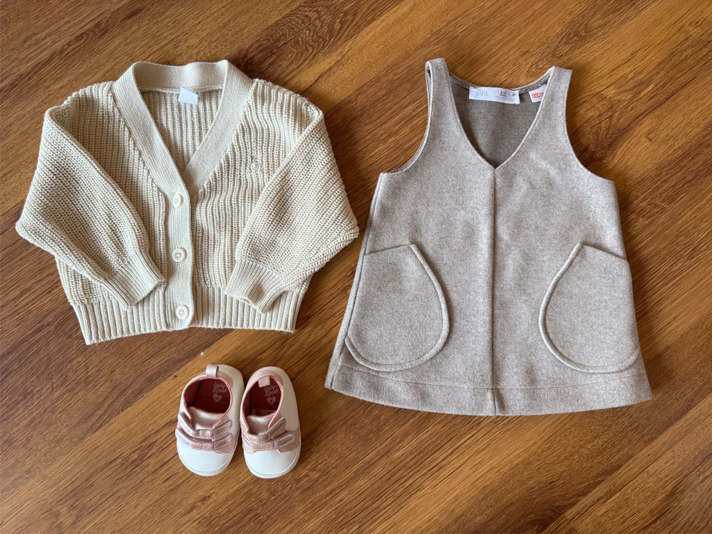 12M Baby Girl Clothes Bundle- 11 pieces