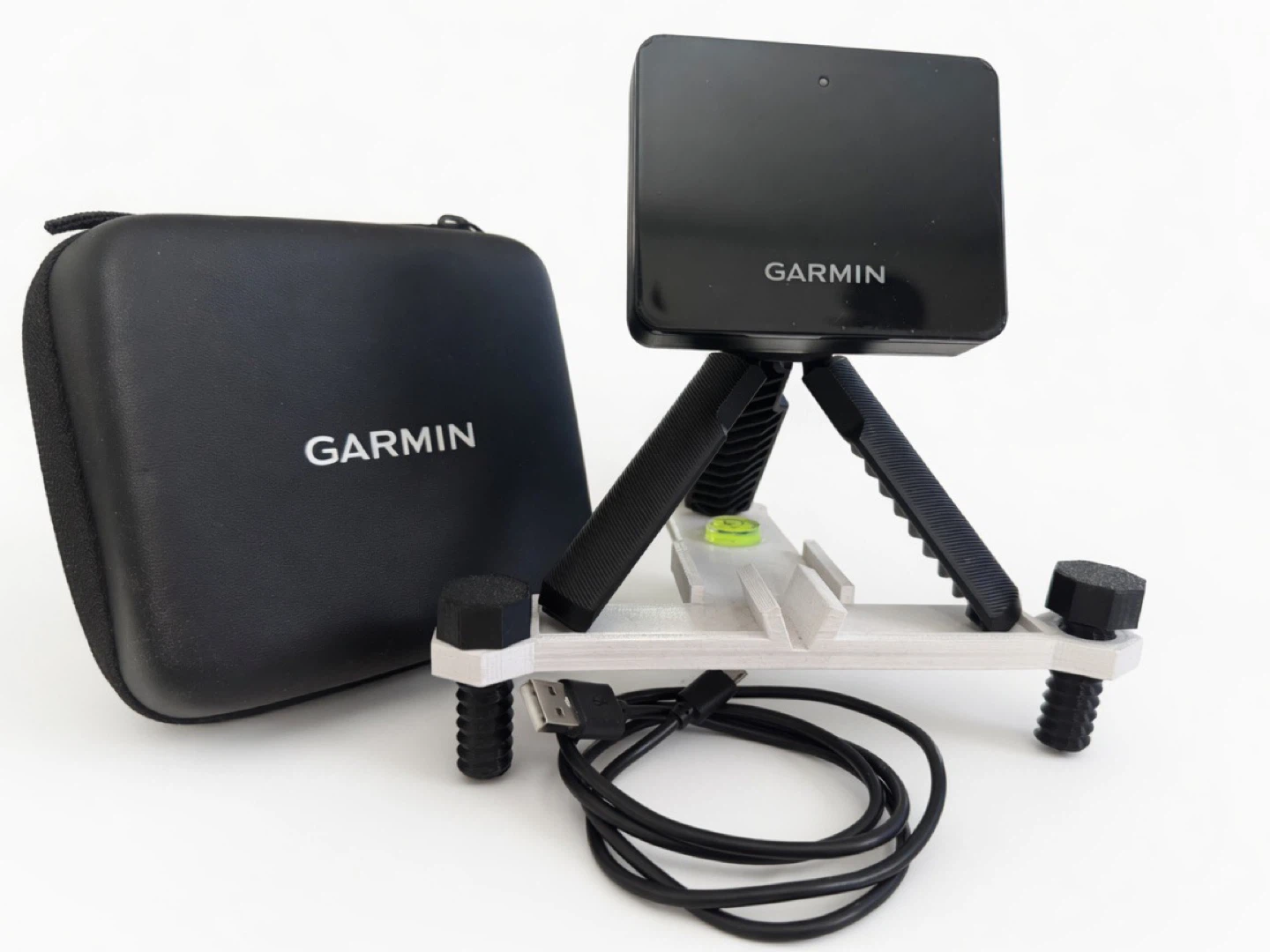 Garmin Approach R10 with Tripod