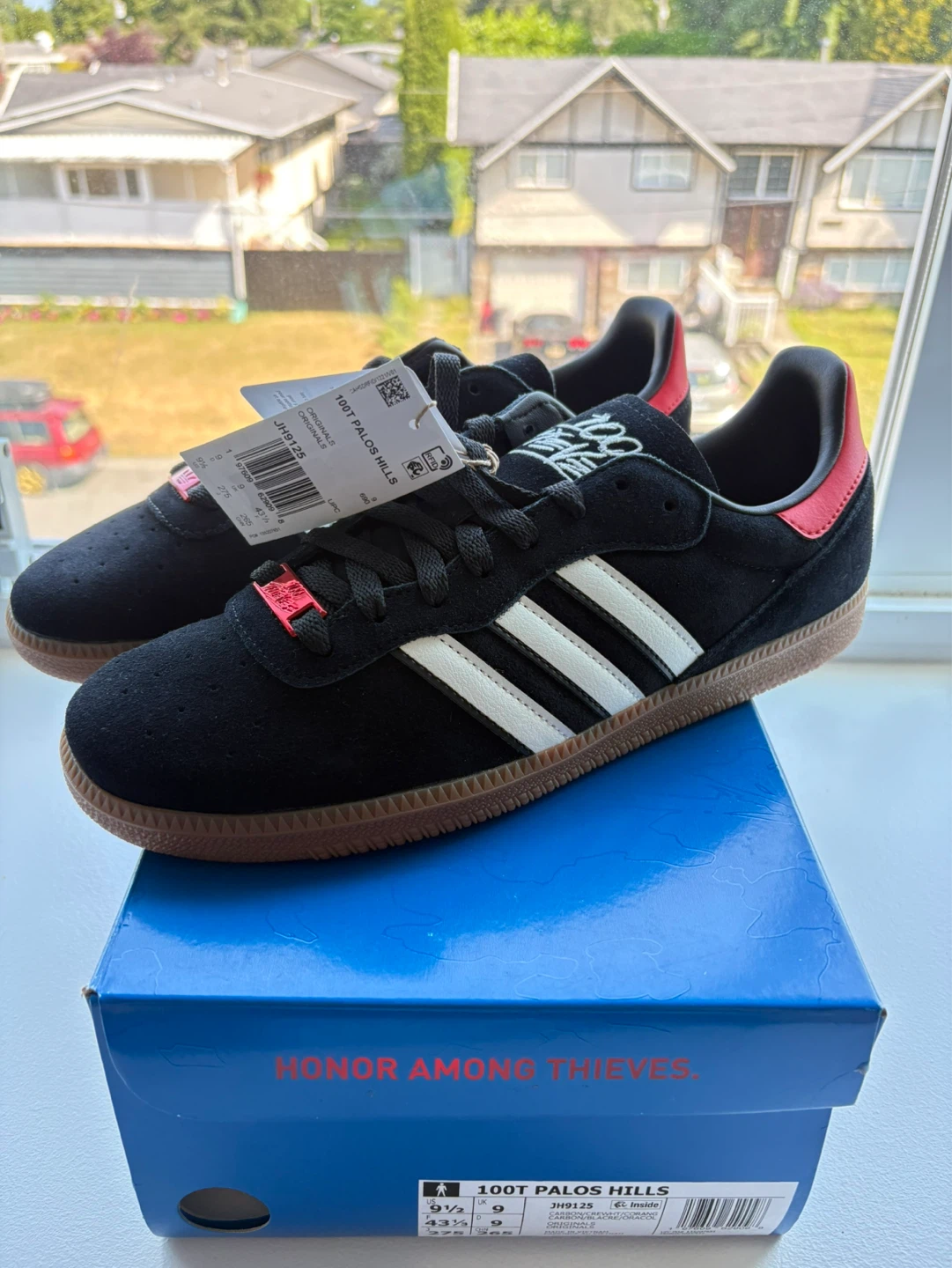 Adidas 100T Palos Hills Shoes ⚽
