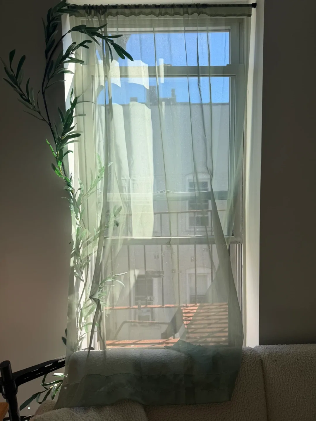 Move out sale: Window Curtains (2 Pairs)