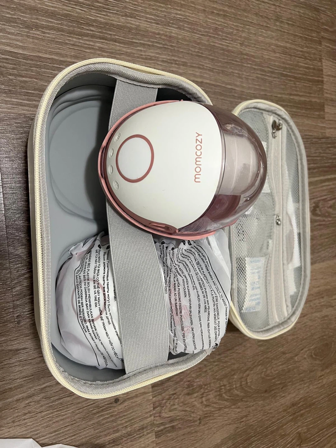 Momcozy Wearable Breast Pump - photo 3