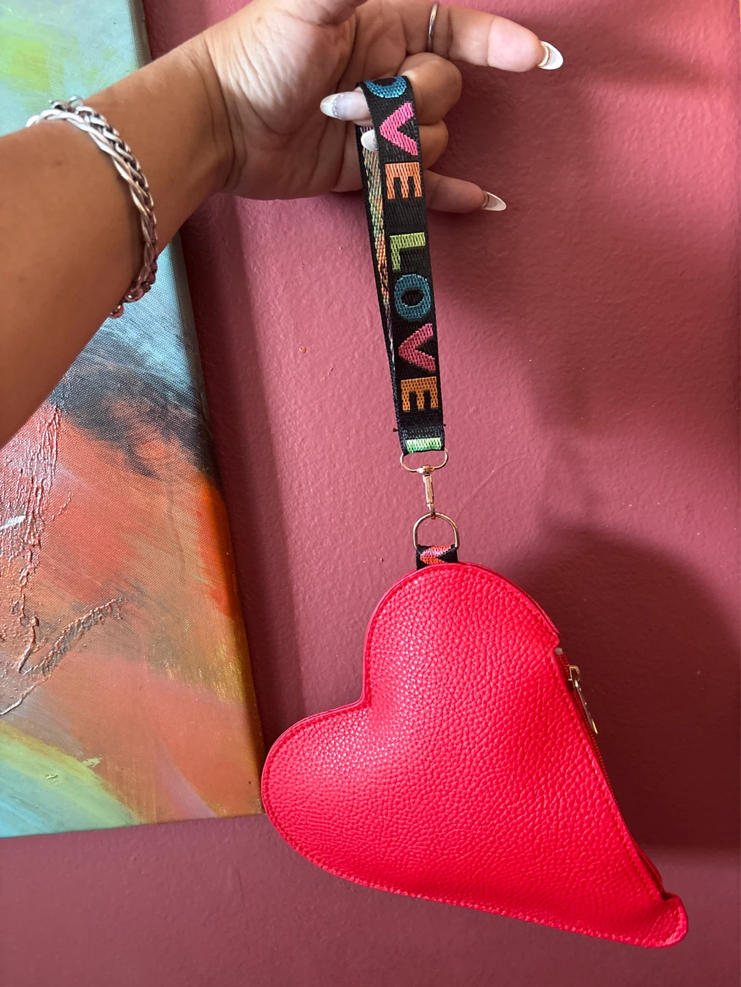 ⚽️ New Vegan Leather Red Heart Purse with "Love" Strap - photo 2