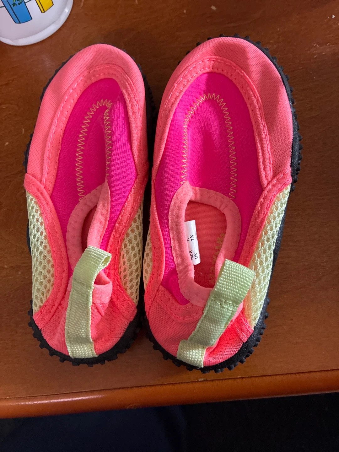 Airwalk Water Shoes Size 8