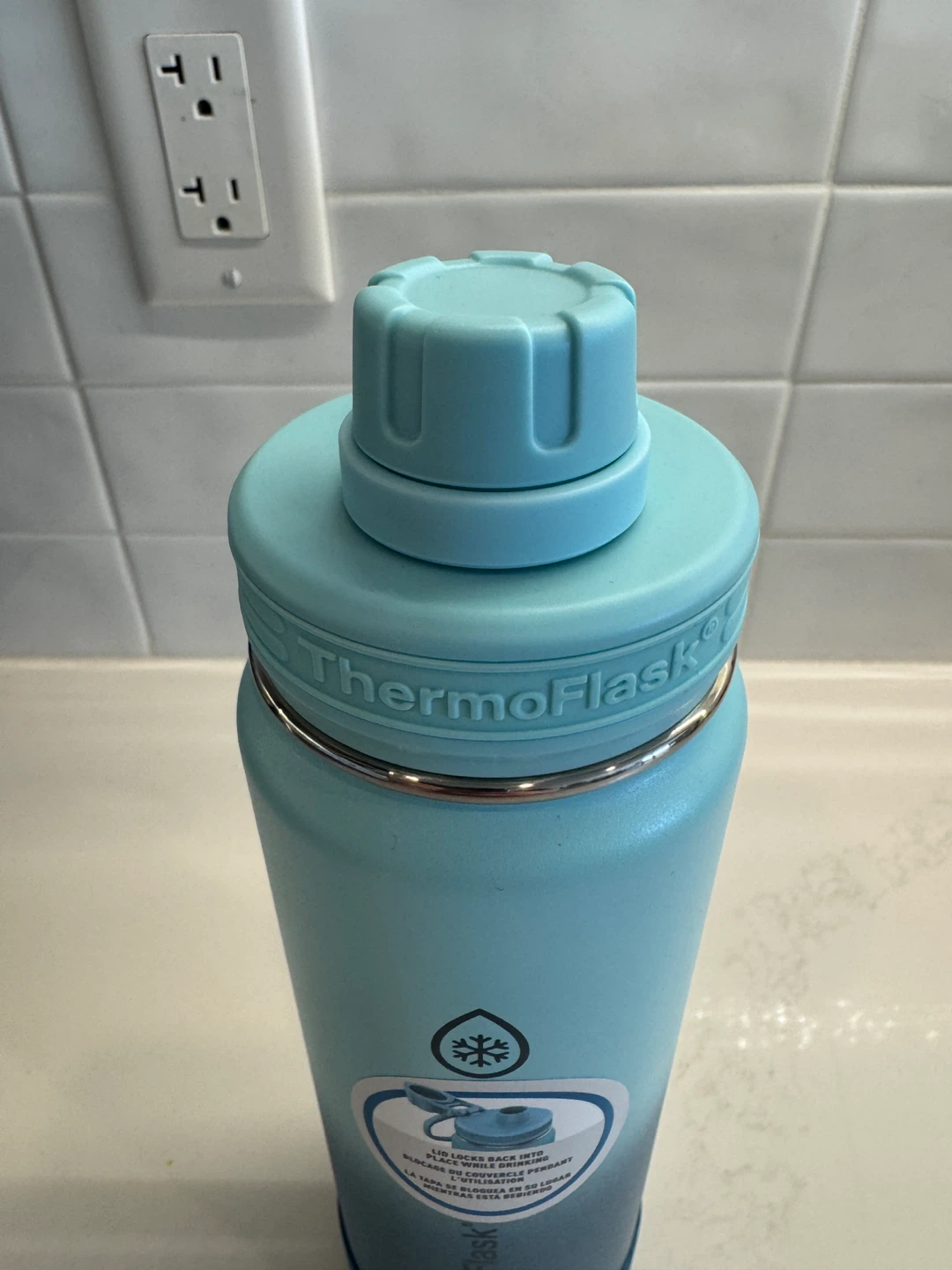 Brand New ThermoFlask Stainless Steel Water Bottle - photo 4