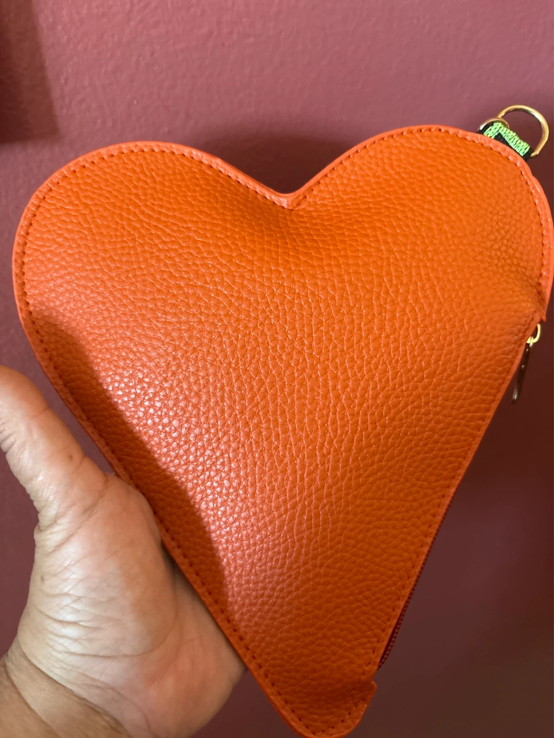 ⚽️ Vegan Leather Orange Heart Shaped  Purse with "LOVE" Lanyard - photo 5