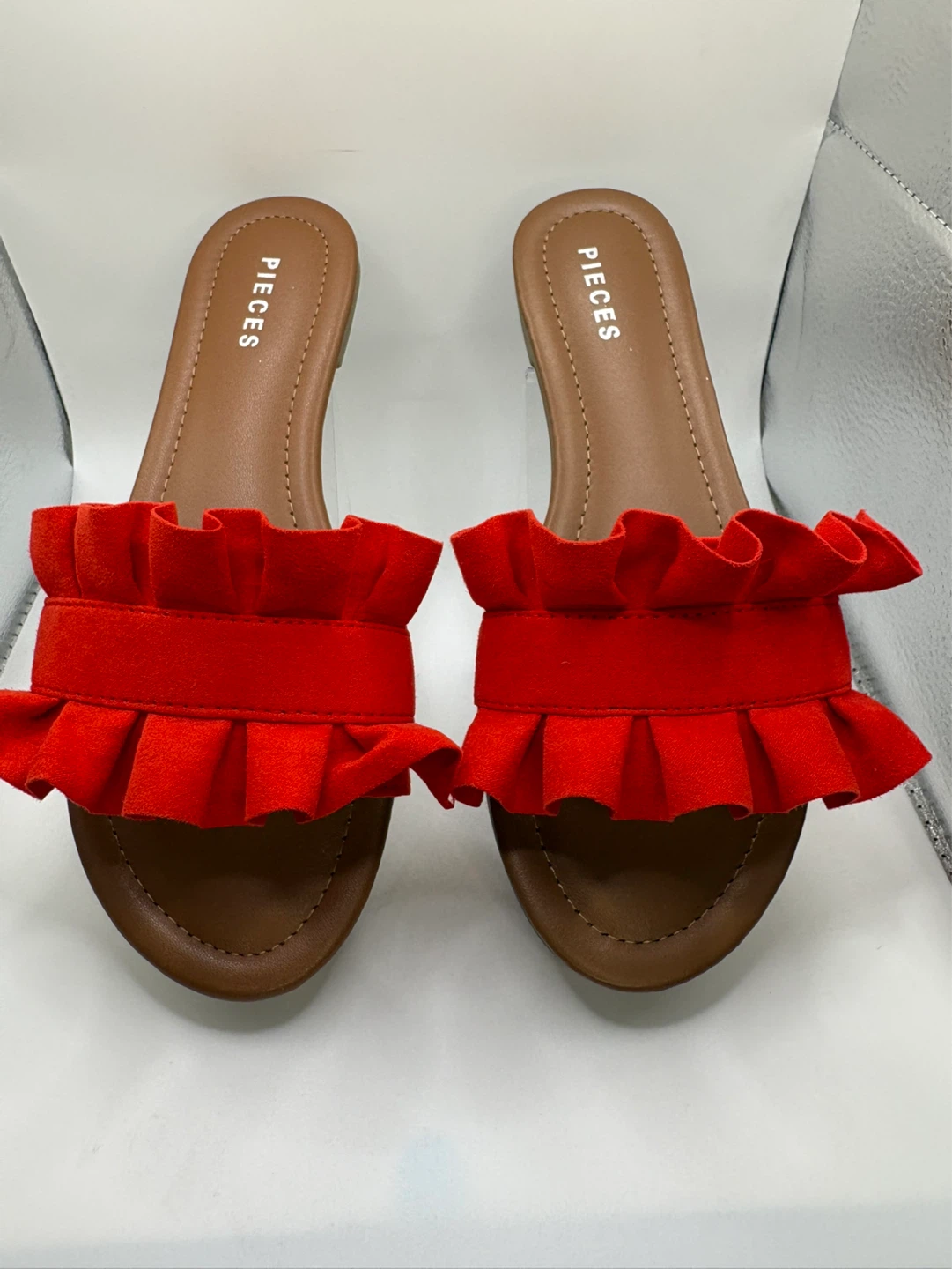 Size 7 - Orange Slides (EUC)