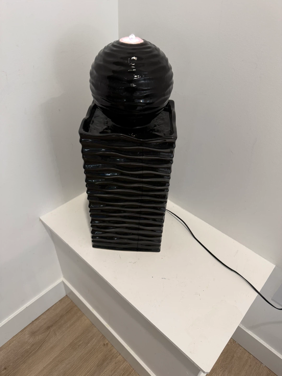 ⚽ Black Ceramic Sphere and Ribbed Column Tabletop Fountain - photo 4