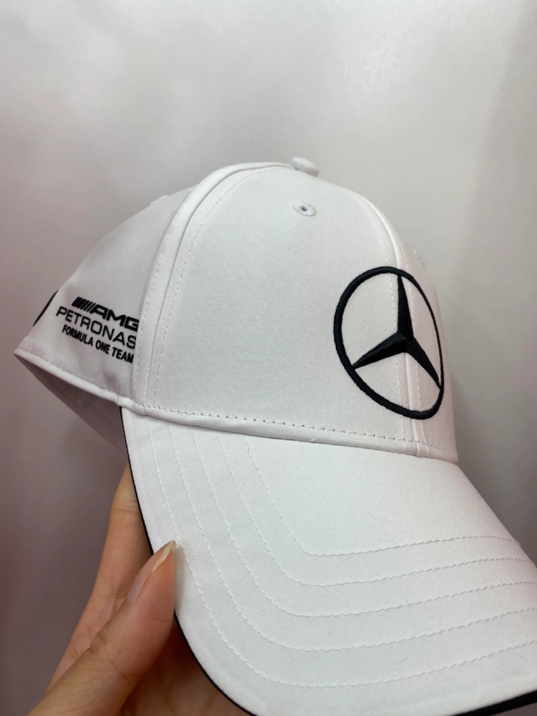 ⚽️ Mercedes formula 1 cap one size - photo 2
