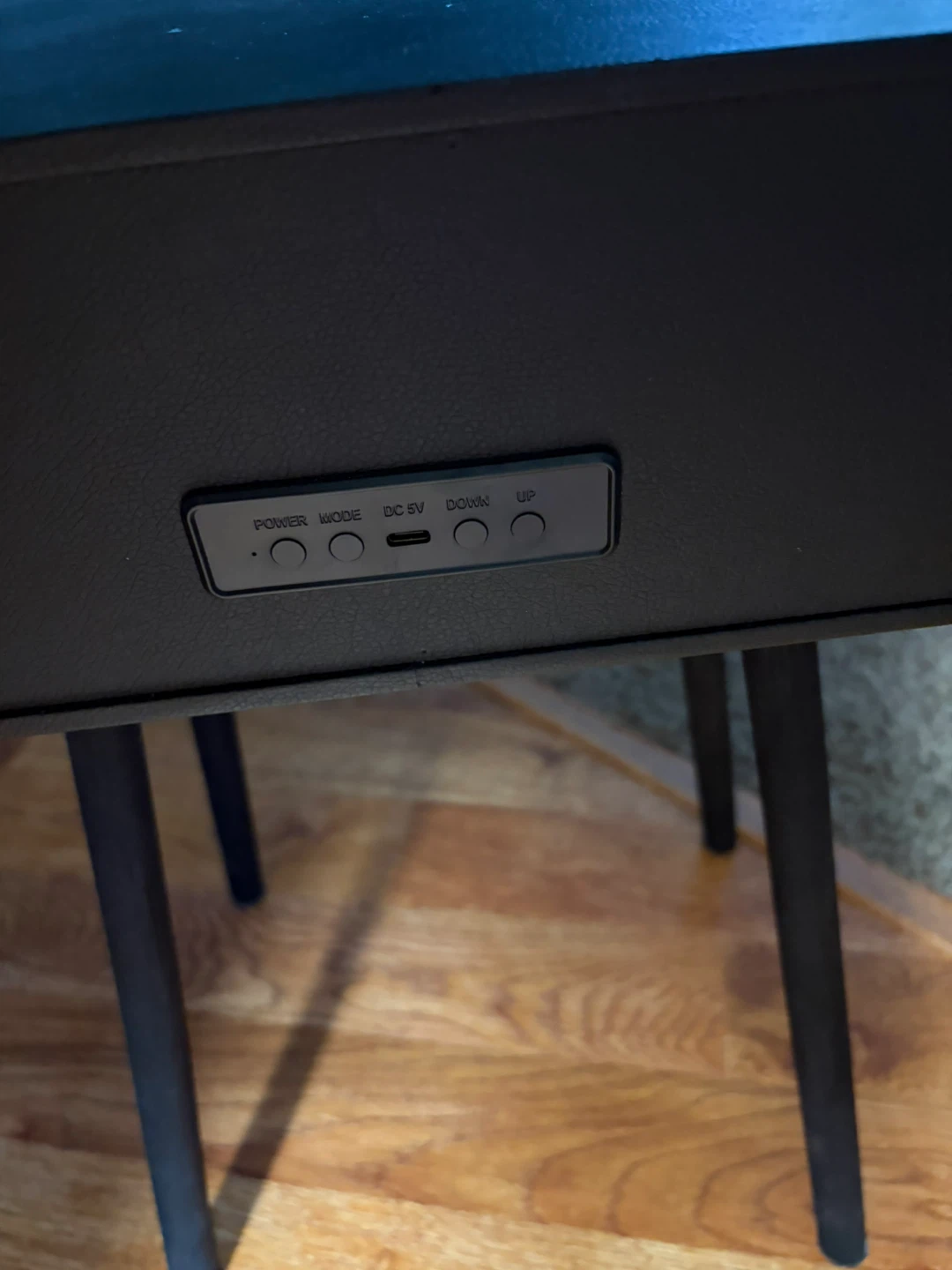 Vintage Style Bluetooth Speaker Table - photo 3