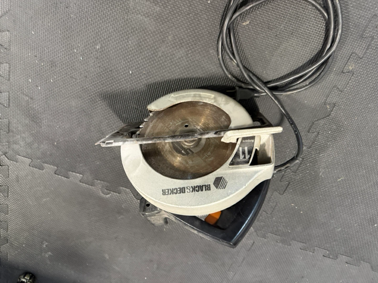 ⚽ Black & Decker 11" Circular Saw - photo 2