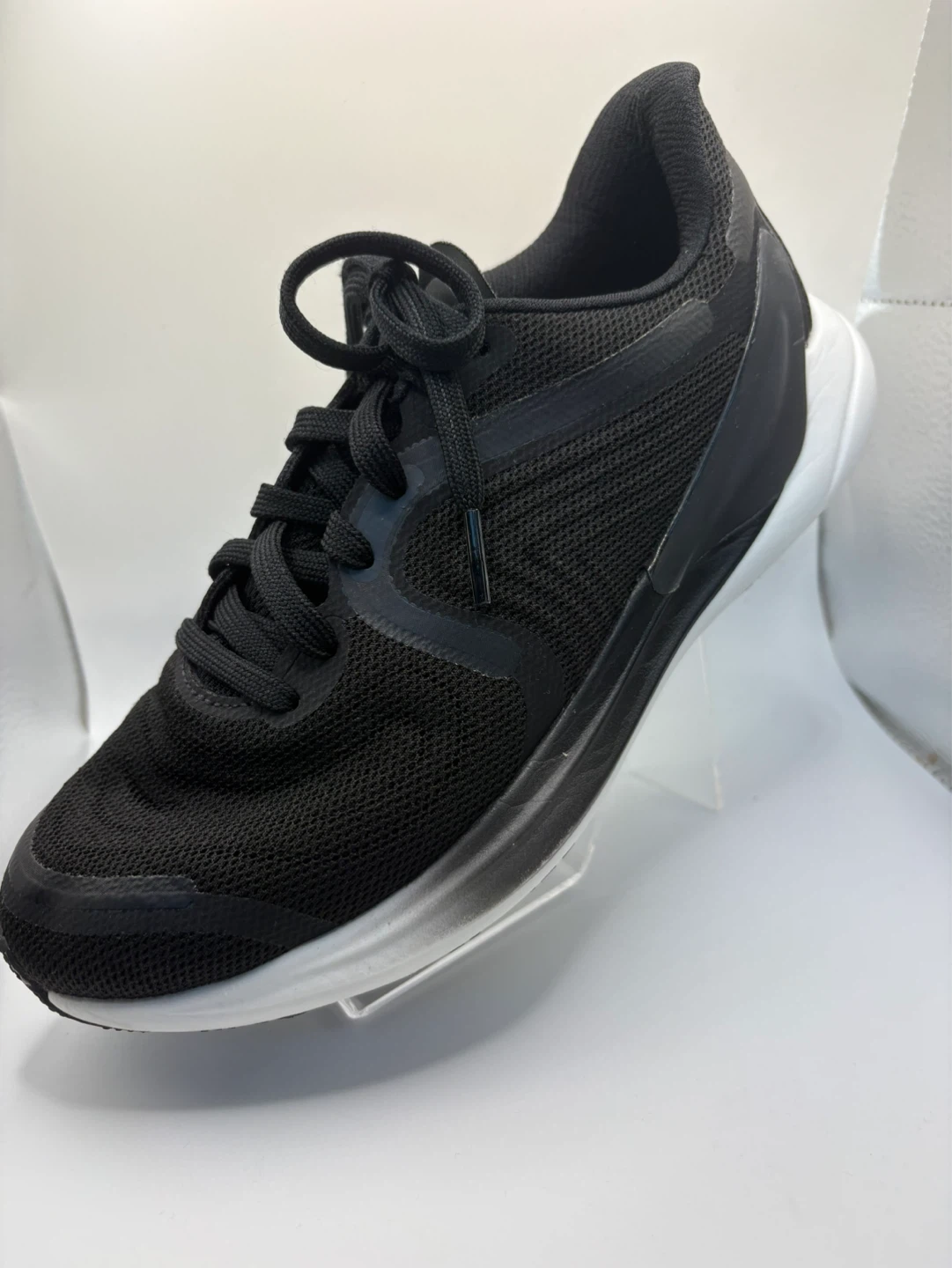 Size 7.5 - LULULEMON Black Running Shoes - photo 5