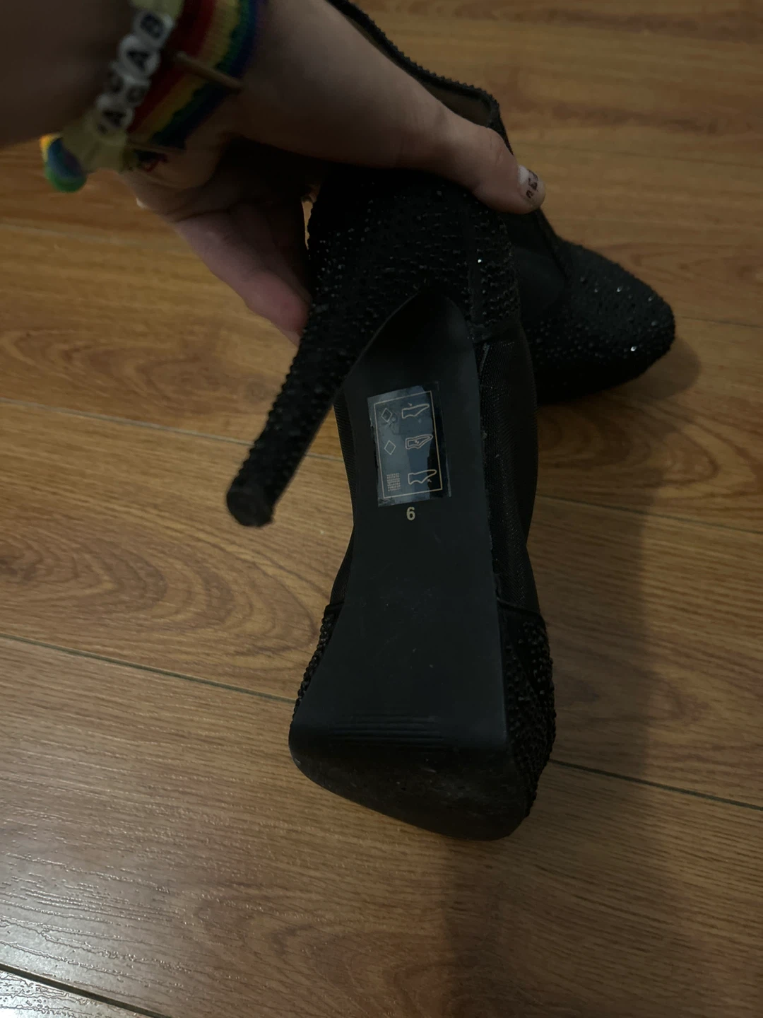 Le Château Black Embellished Mesh Heels - photo 3