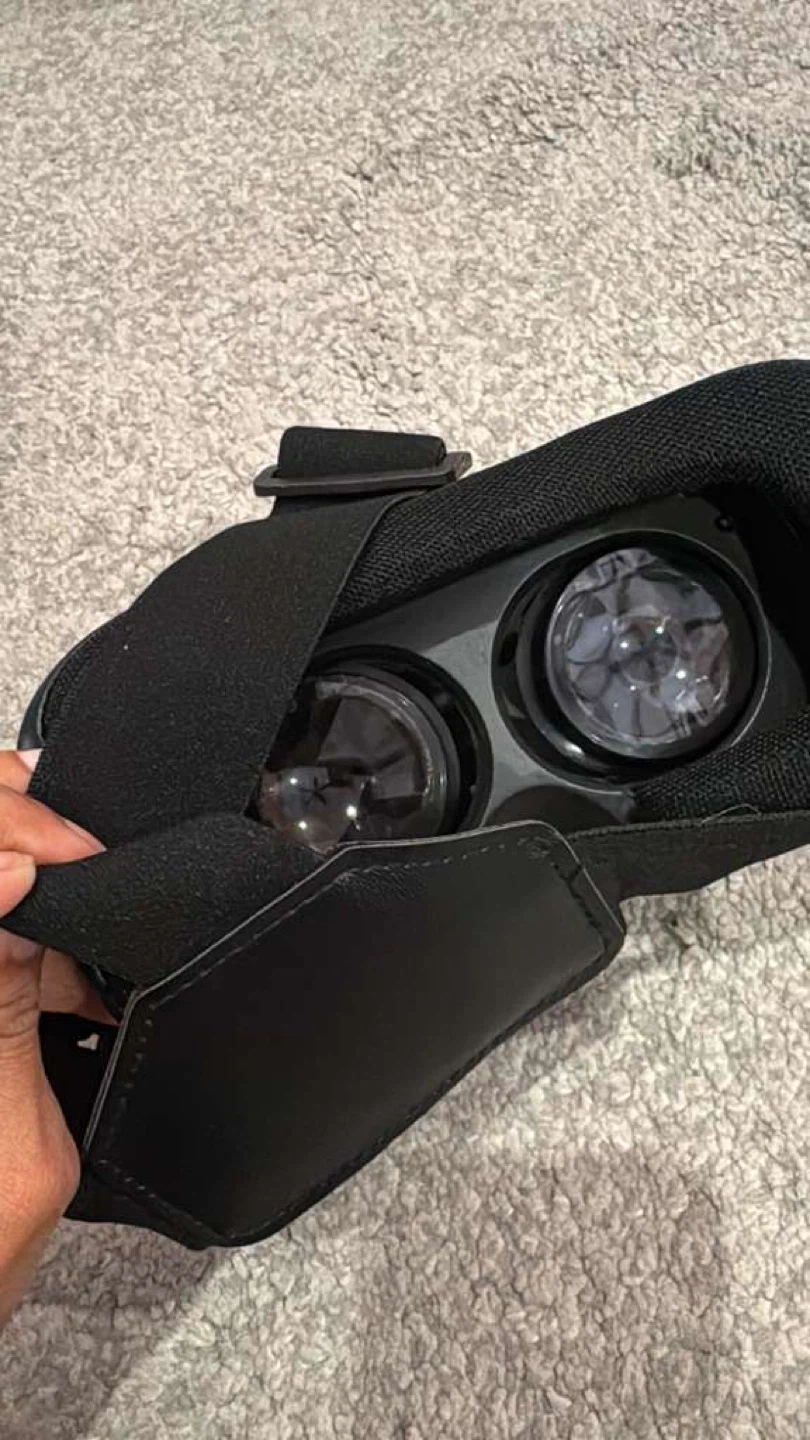 HYPE Cynoculars Virtual Reality Headset + Remote - photo 2