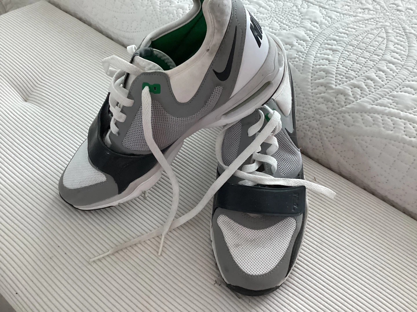 Vintage Nike Ladies Sneaks!