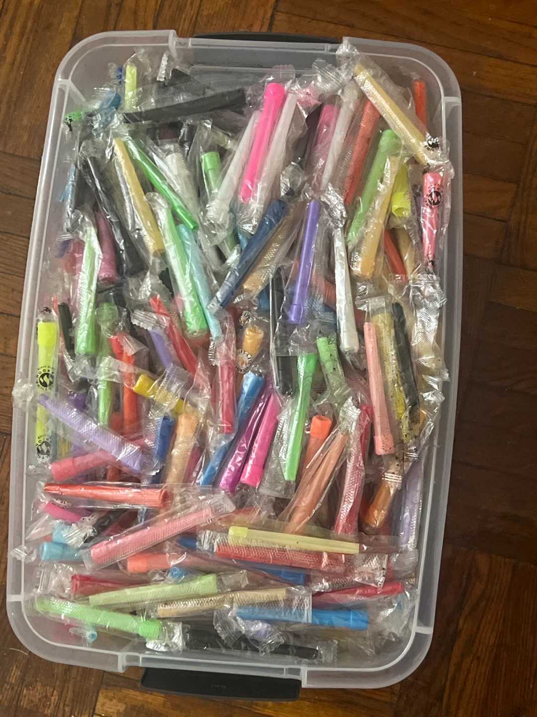 Assorted Color Plastic Pipette Tips - photo 4