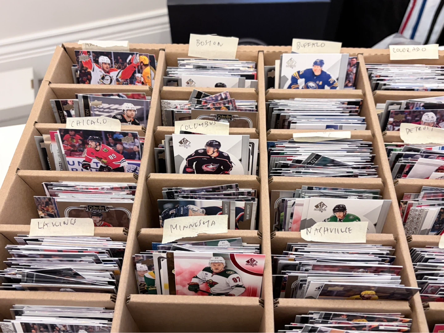 Various NHL Hockey Cards All Teams - photo 5