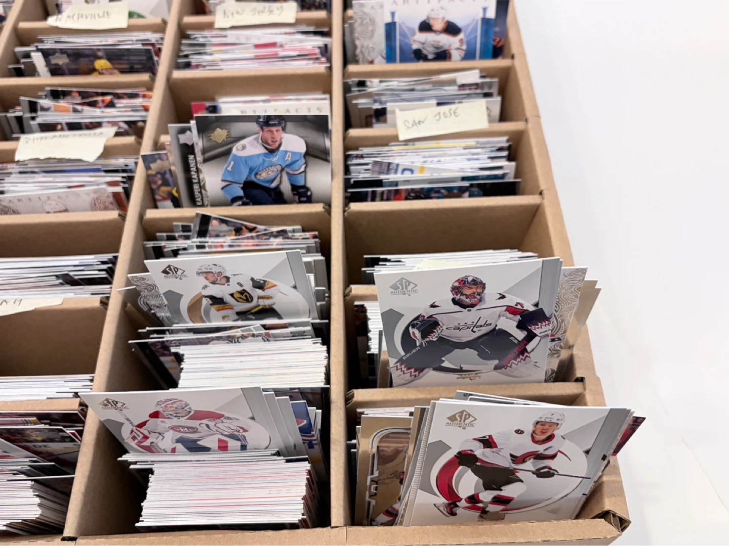 Various NHL Hockey Cards All Teams - photo 3