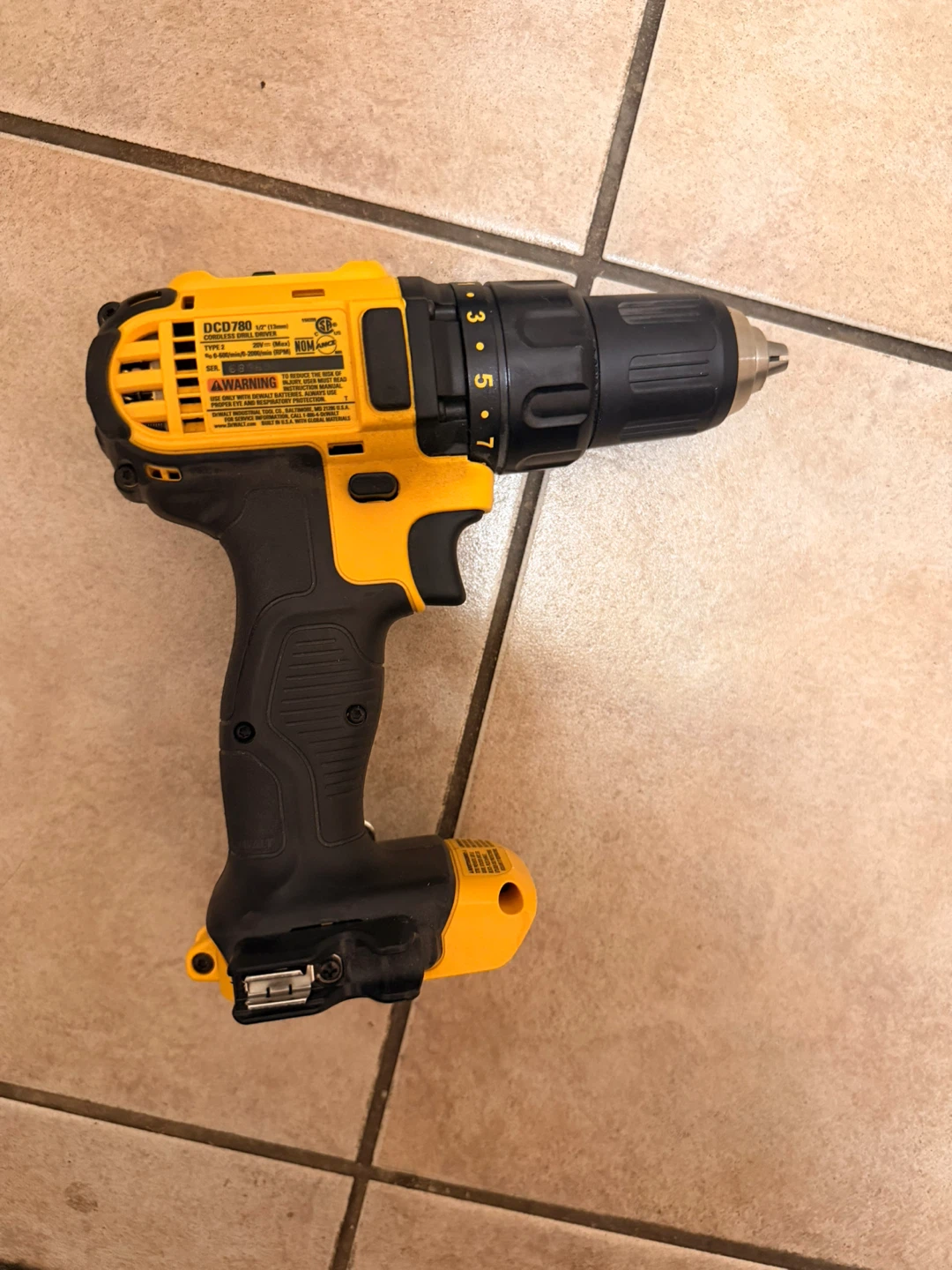 DEWALT 20V MAX Cordless Drill/Driver DCD780 - photo 2