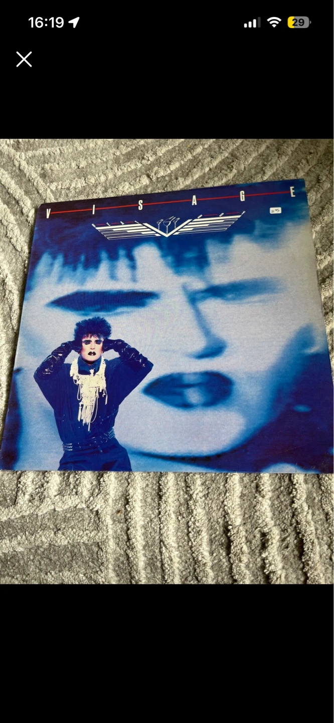 $18 vinyl records - photo 2