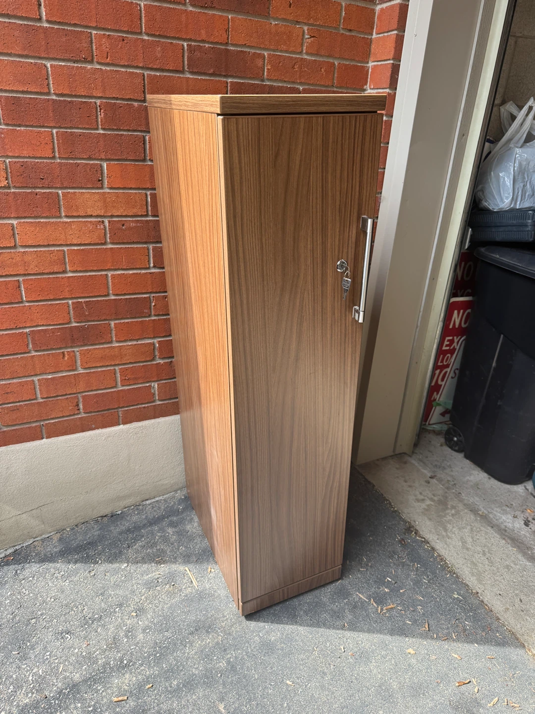 Beautiful Locking Wooden Storage Cabinet – Like New