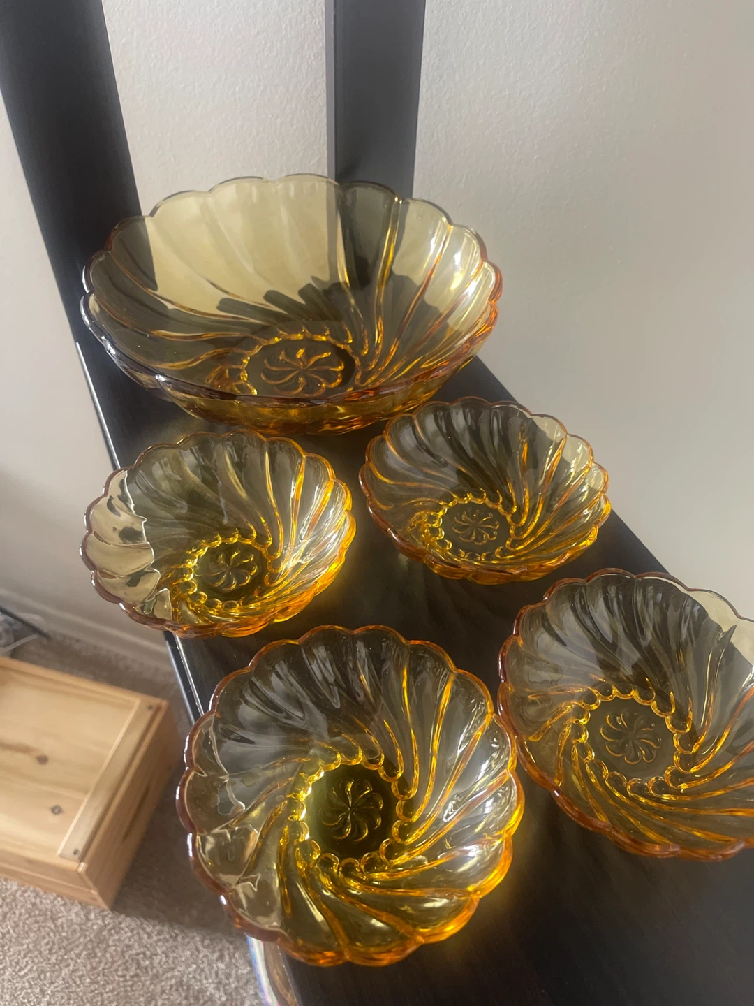 Amber Glass Swirl Bowl Set