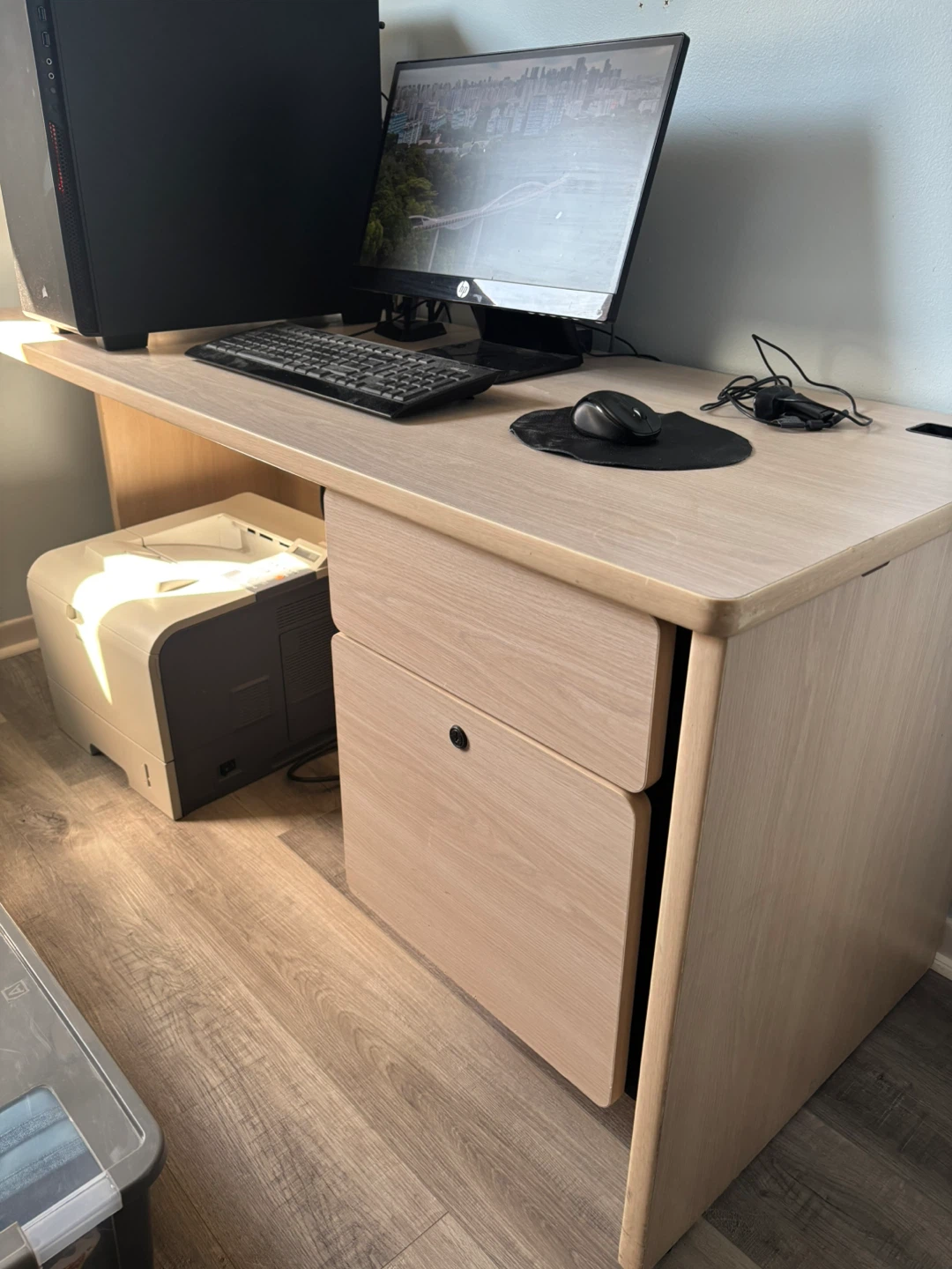 ⚽️Light Wood Desk with Drawers