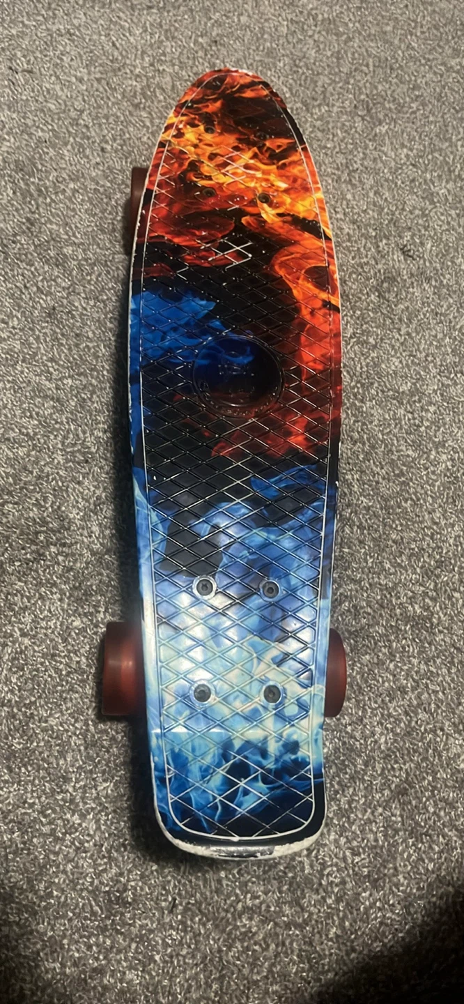 Penny Board Style Skateboard