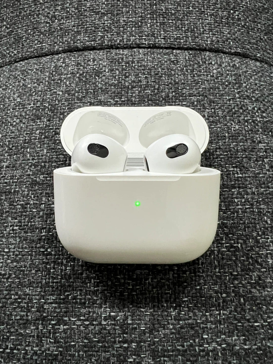 Apple AirPods 3rd Generation with Charging Case