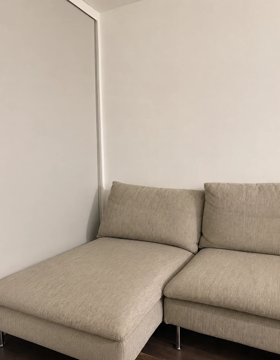 IKEA SÖDERHAMN Loveseat with Chaise