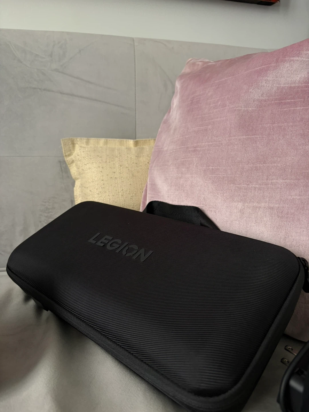 Lenovo Legion Go (Z1 Extreme) Handheld Gaming Console - photo 3