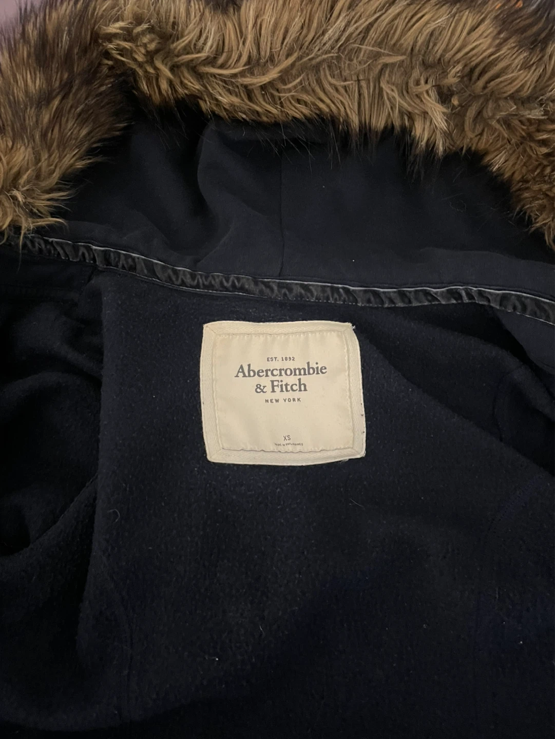 Abercrombie & Fitch Navy Double-Breasted Hoodie with Fur Trim - photo 3