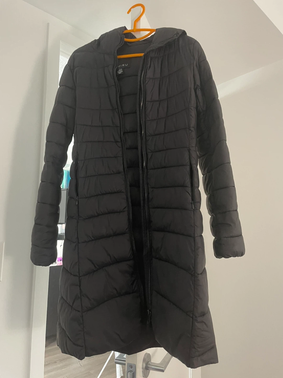 AMISU Black Puffer Coat