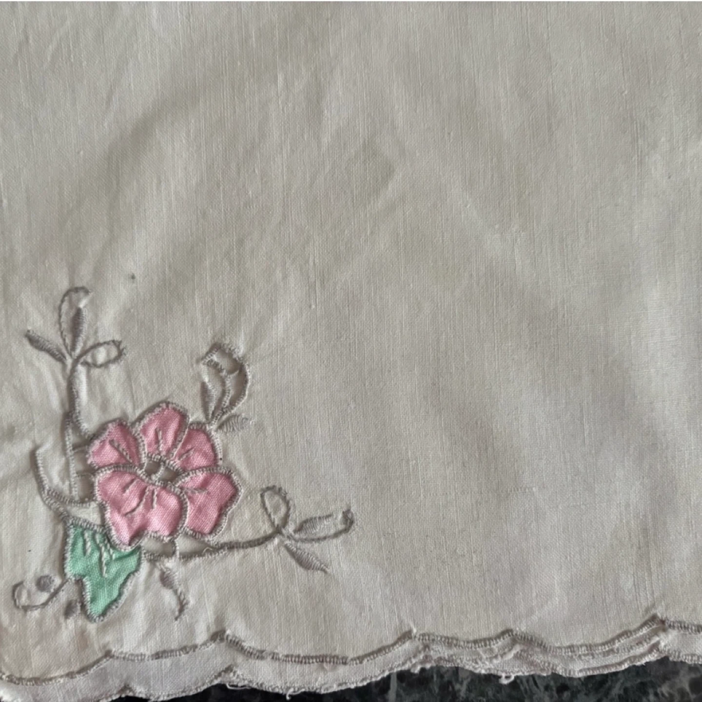 ⚽️Vintage Embroidered Linen Napkins - Set of 3 - photo 2