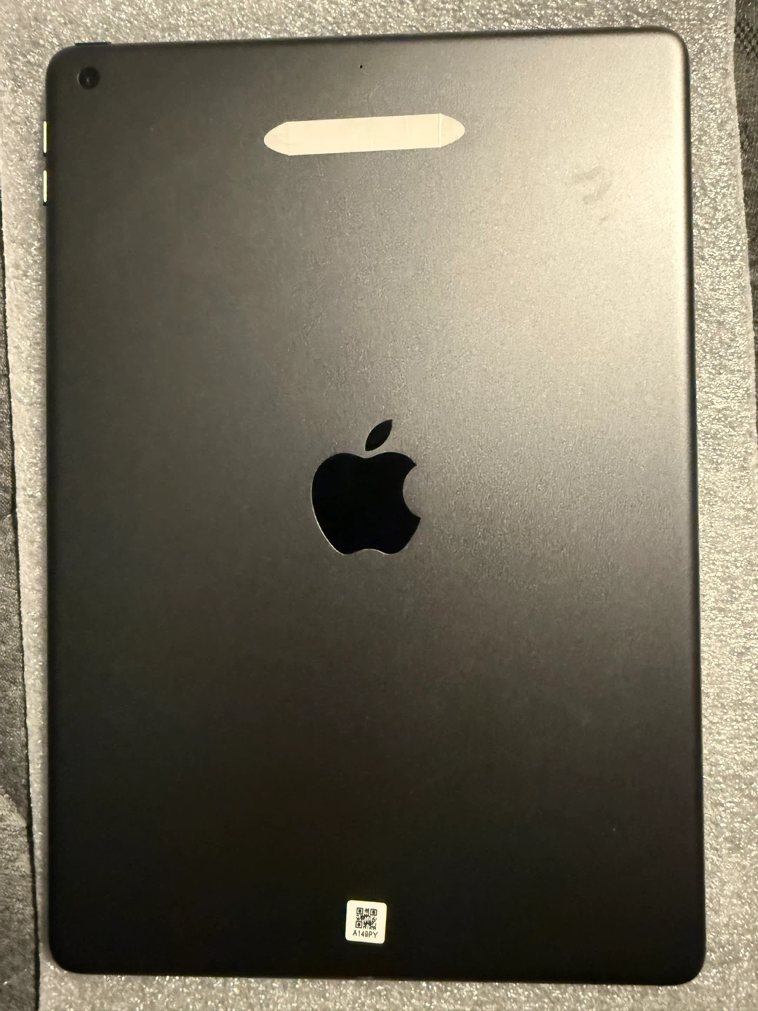Apple iPad - photo 2
