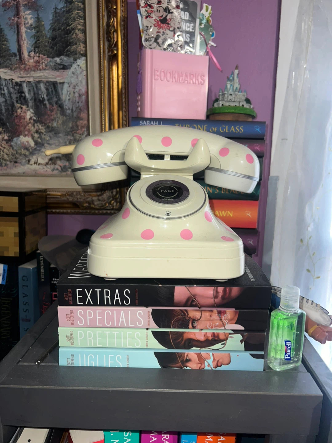 Retro Pink Polka Dot Cordless Phone ⚽