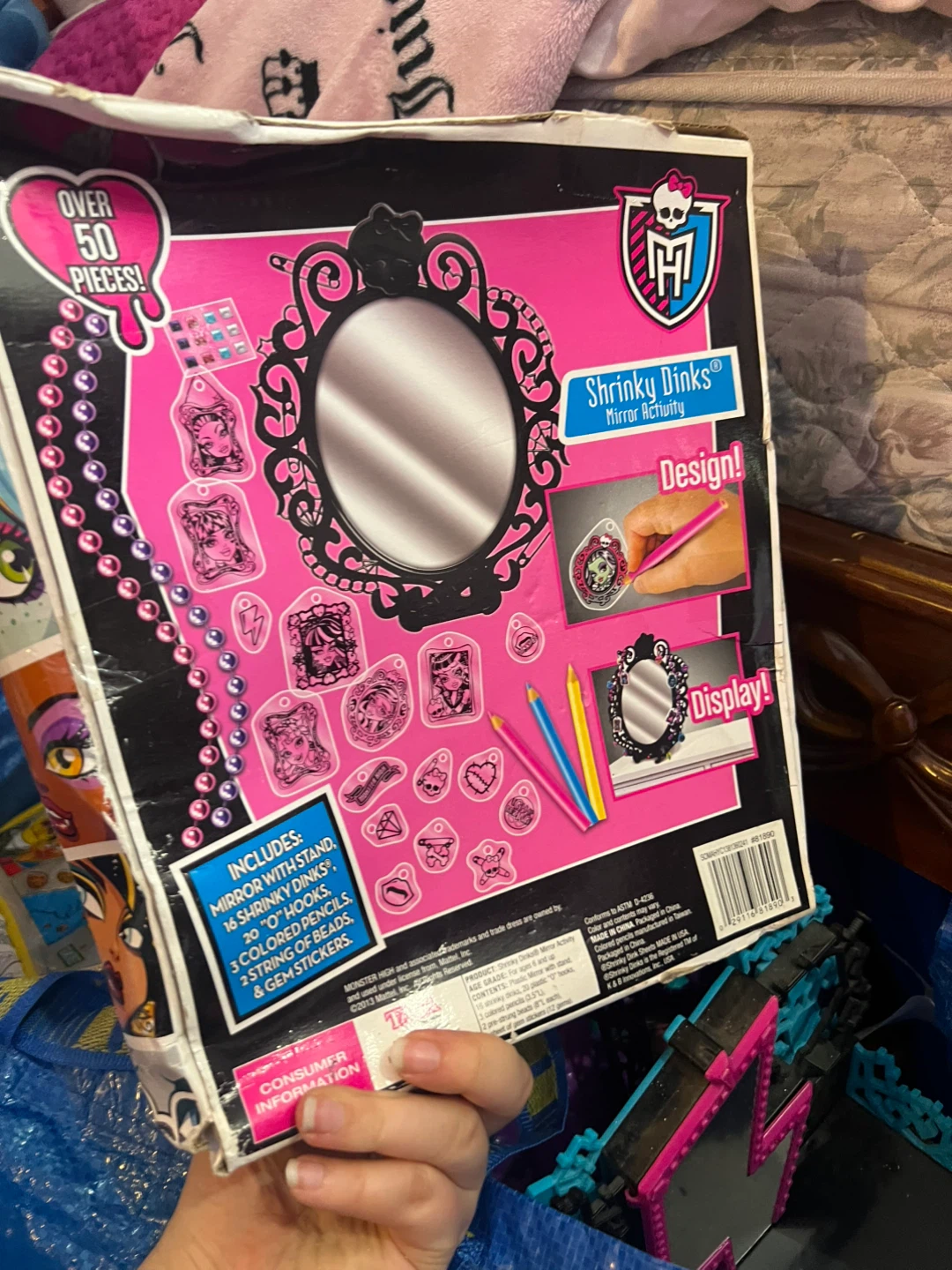 Monster High Shrinky Dinks Mirror Activity Craft Kit ⚽ - photo 2
