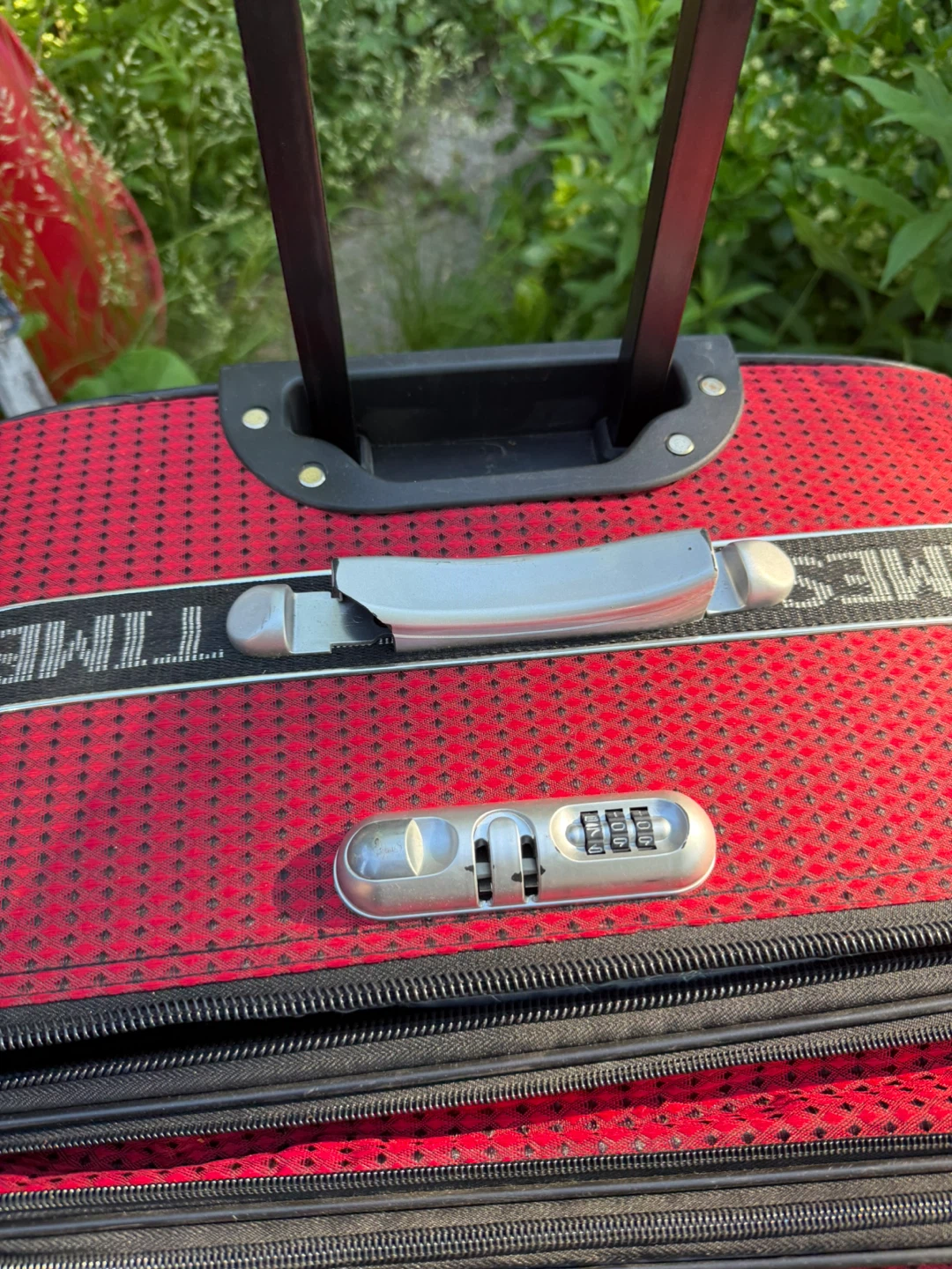 Modern Times Red Luggage Set - 3 Piece - photo 2