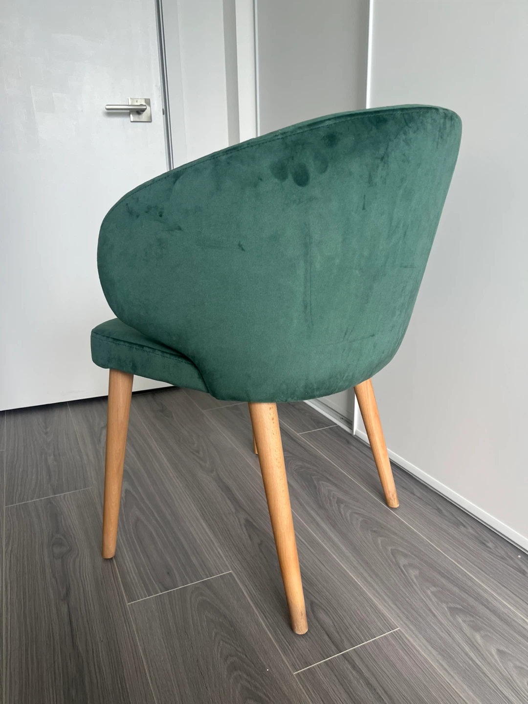 Green Velvet Accent Chair - photo 3