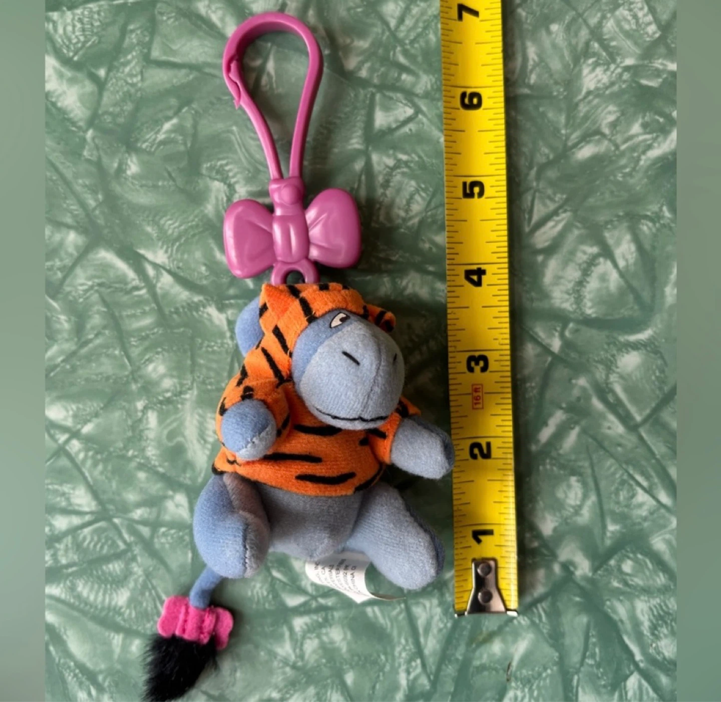 ⚽️Vintage 2000 McDonald’s Eeyore Plush Keychain Clip - photo 3