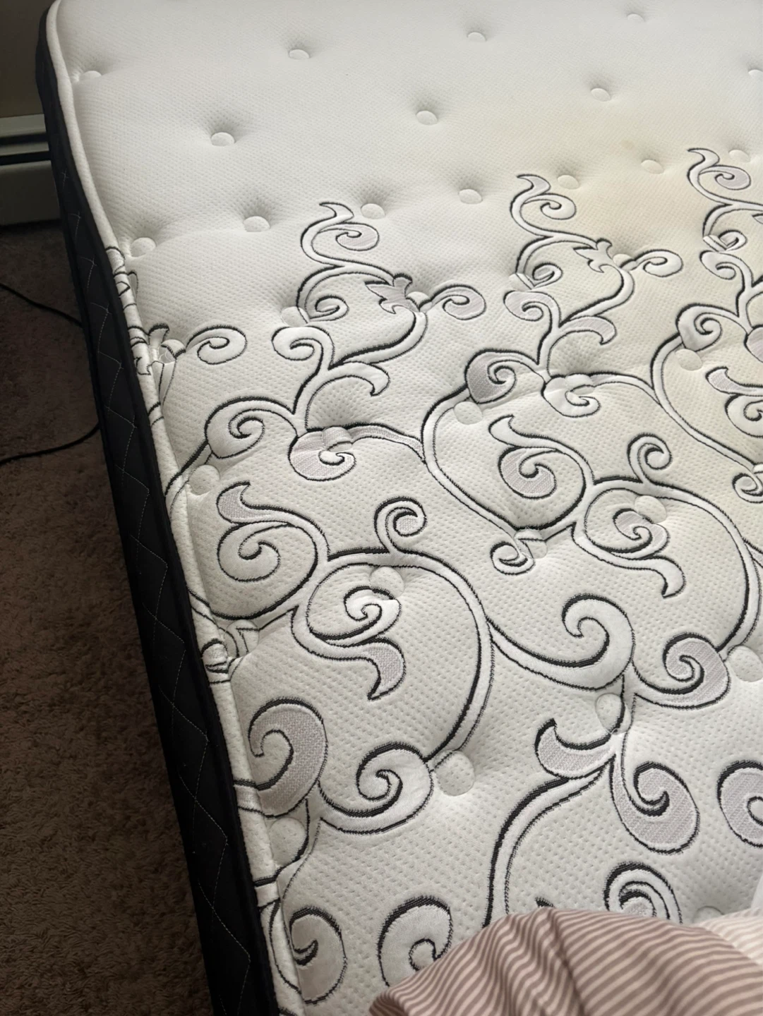 King size mattress with box spring - photo 3
