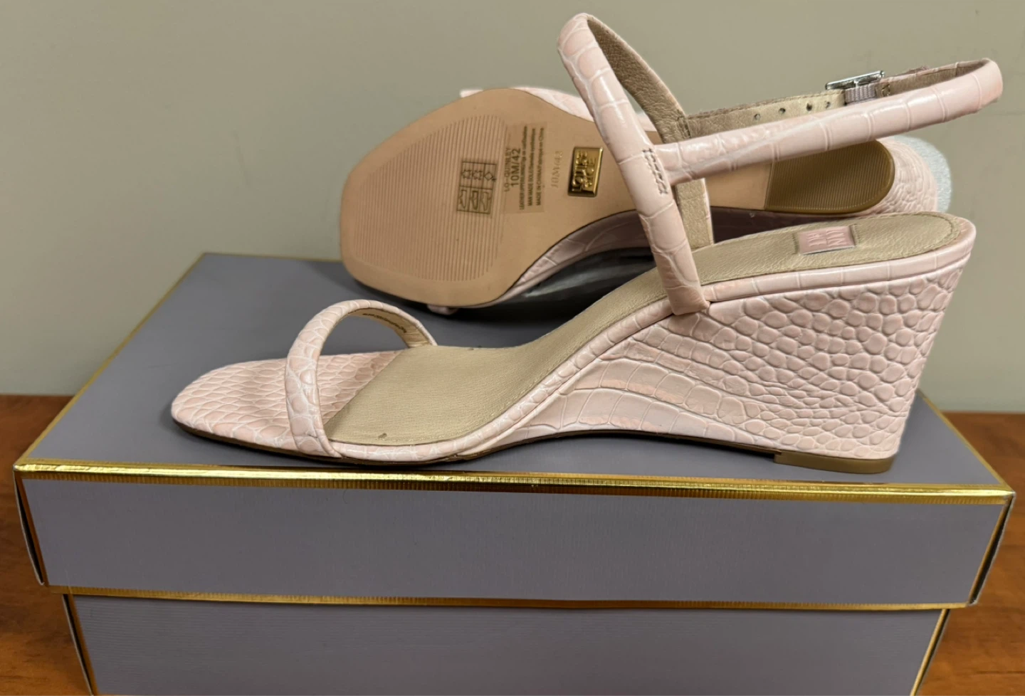 Brand new shoes- Size 10