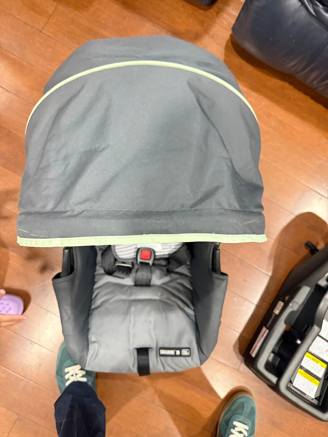 Graco SnugRide 30 Infant Car Seat with Base - photo 2