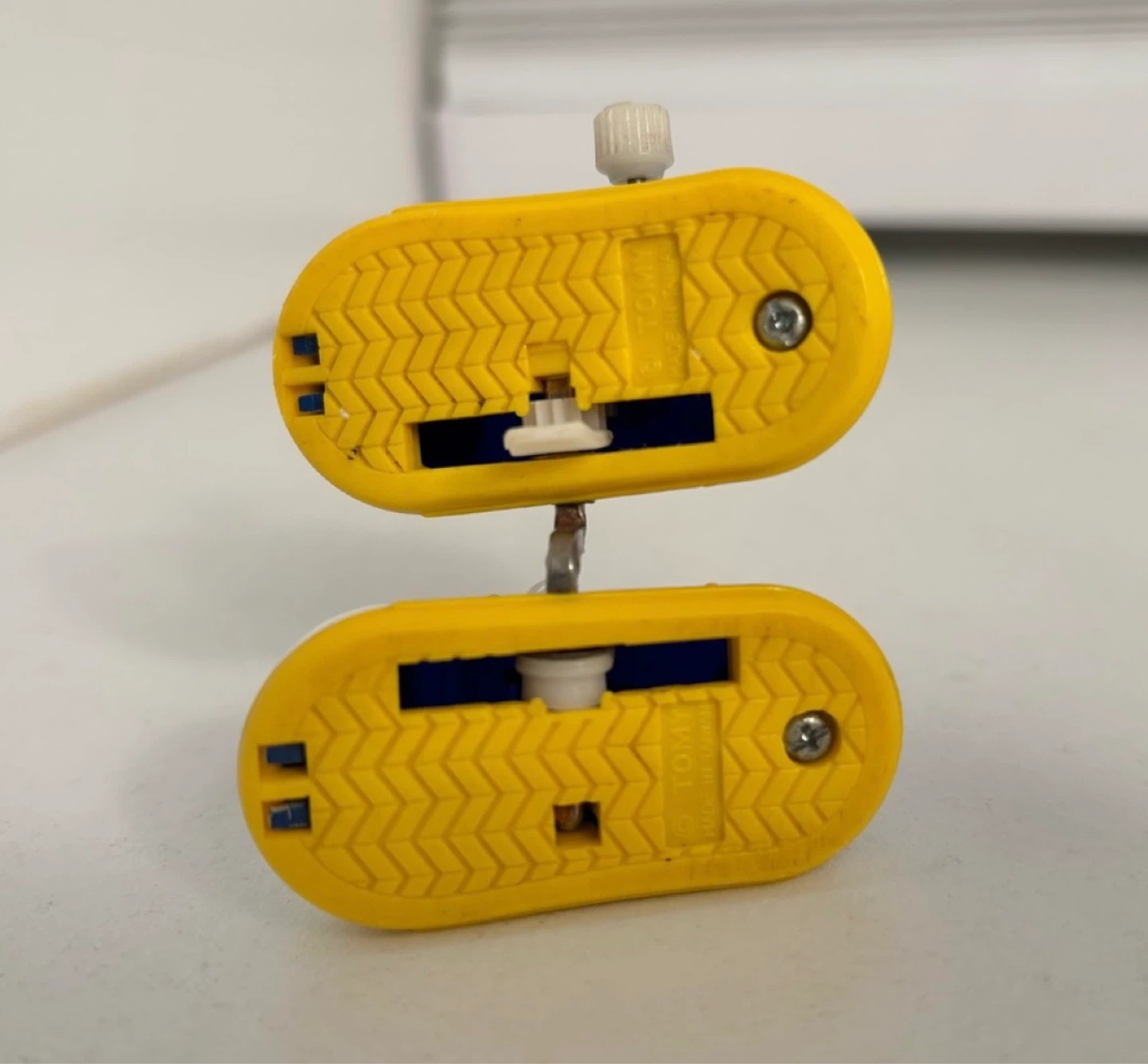 ⚽️Vintage TOMY 80s Wind-up Toy Sneakers - photo 3
