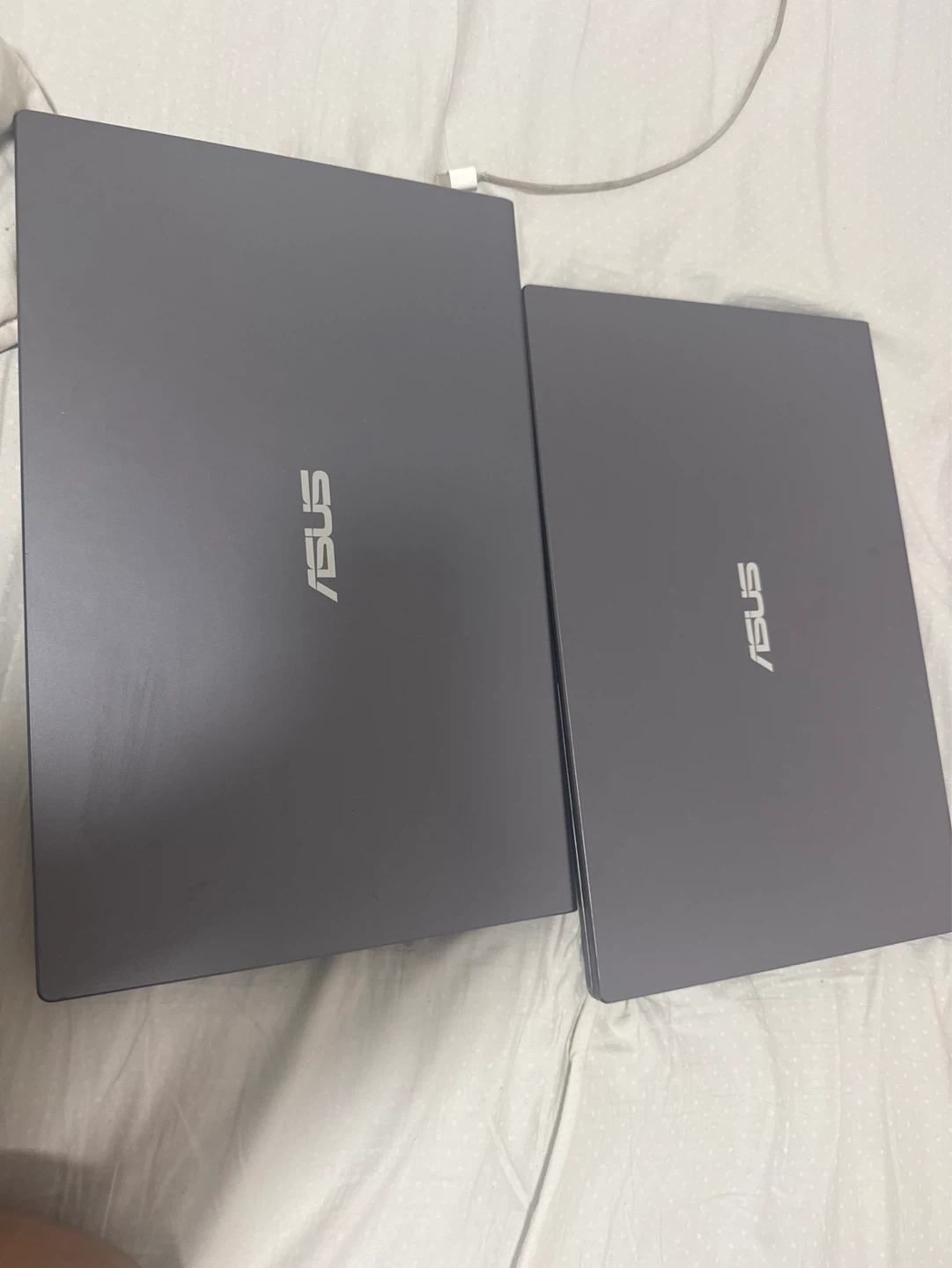 2ASUS Laptop