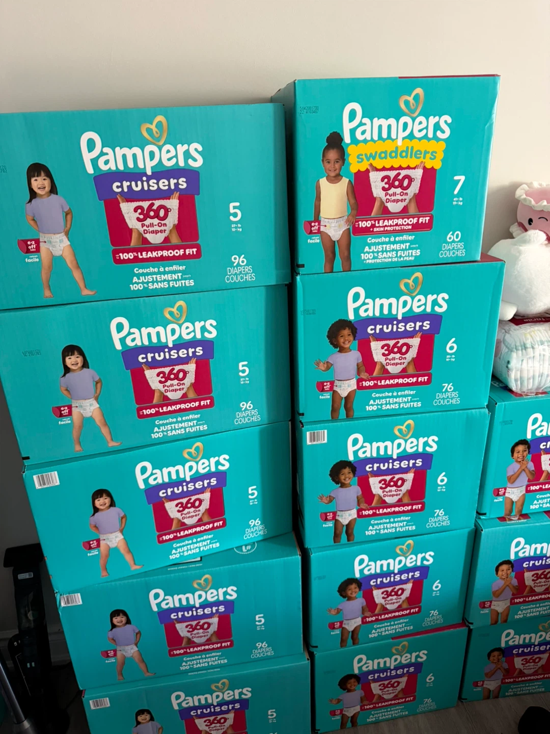 Pampers Cruisers & Swaddlers Diapers - Various Sizes